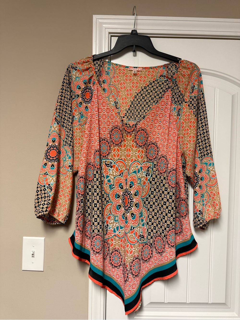 🎉 3 for $15 🎉  Printed V-Neck Boho Tunic Top - Coral Multi